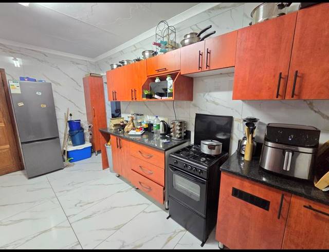 3 BEDROOM PROPERTY TO RENT IN LAUDIUM